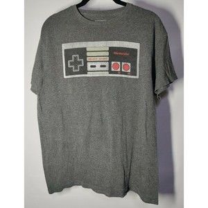 Nintendo Men's T Shirt Gray Original Video NES Game Controller Size Medium